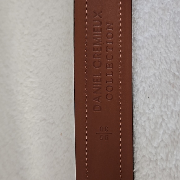 Daniel Cremieux | Men's Leather Brass Sliver Tone Hardware Belt 38 - Picture 7 of 13